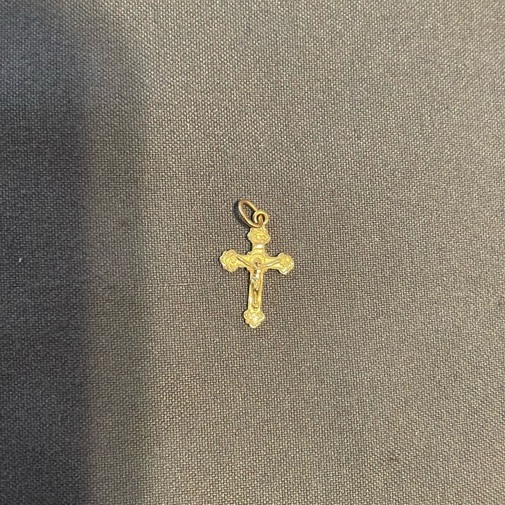 14k gold stamped cross pendant